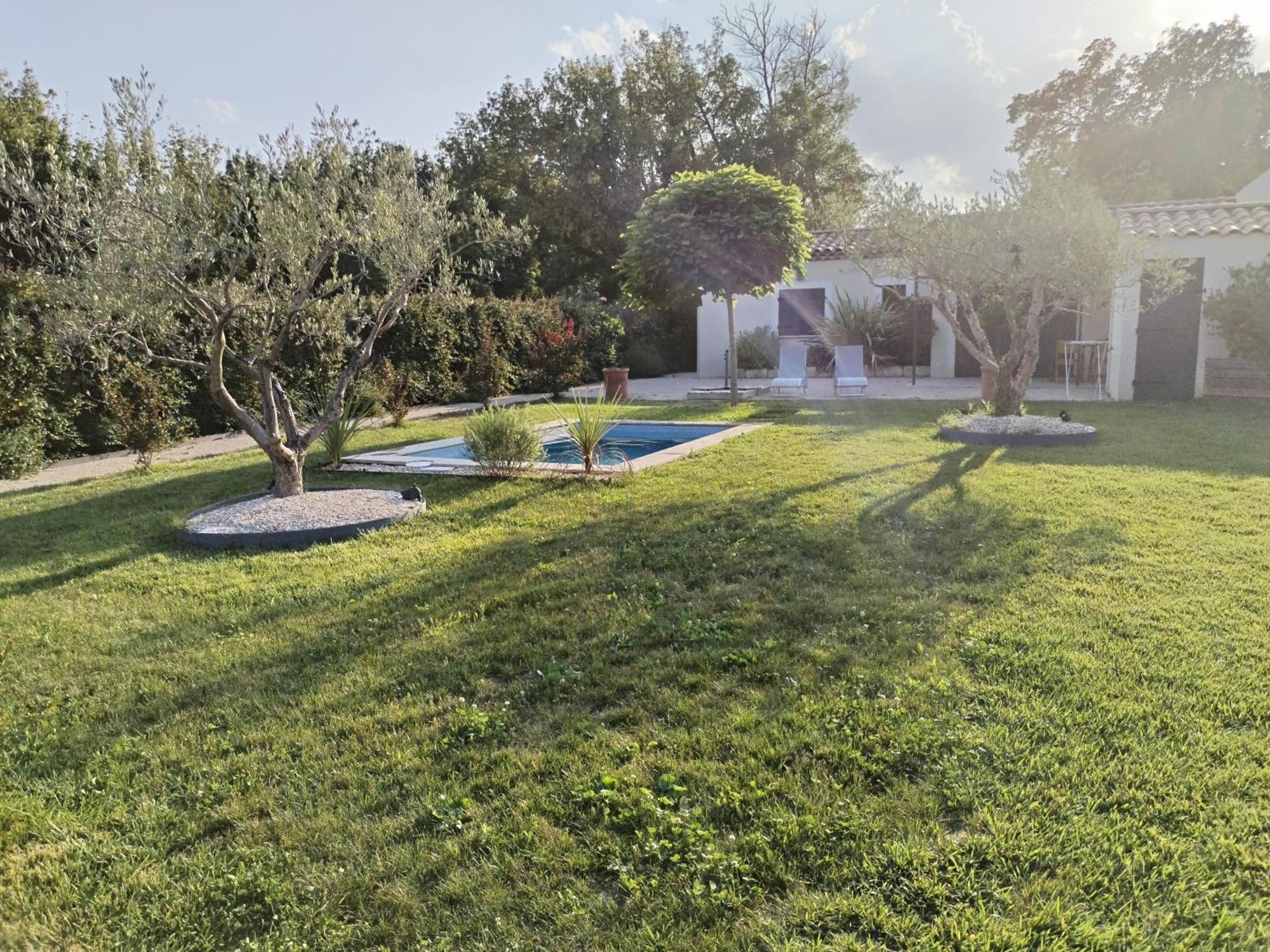 Maison en campagne Aviñón Exterior foto